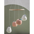 Mobile Fruits – Entre Pommes & Poires, une poésie suspendue