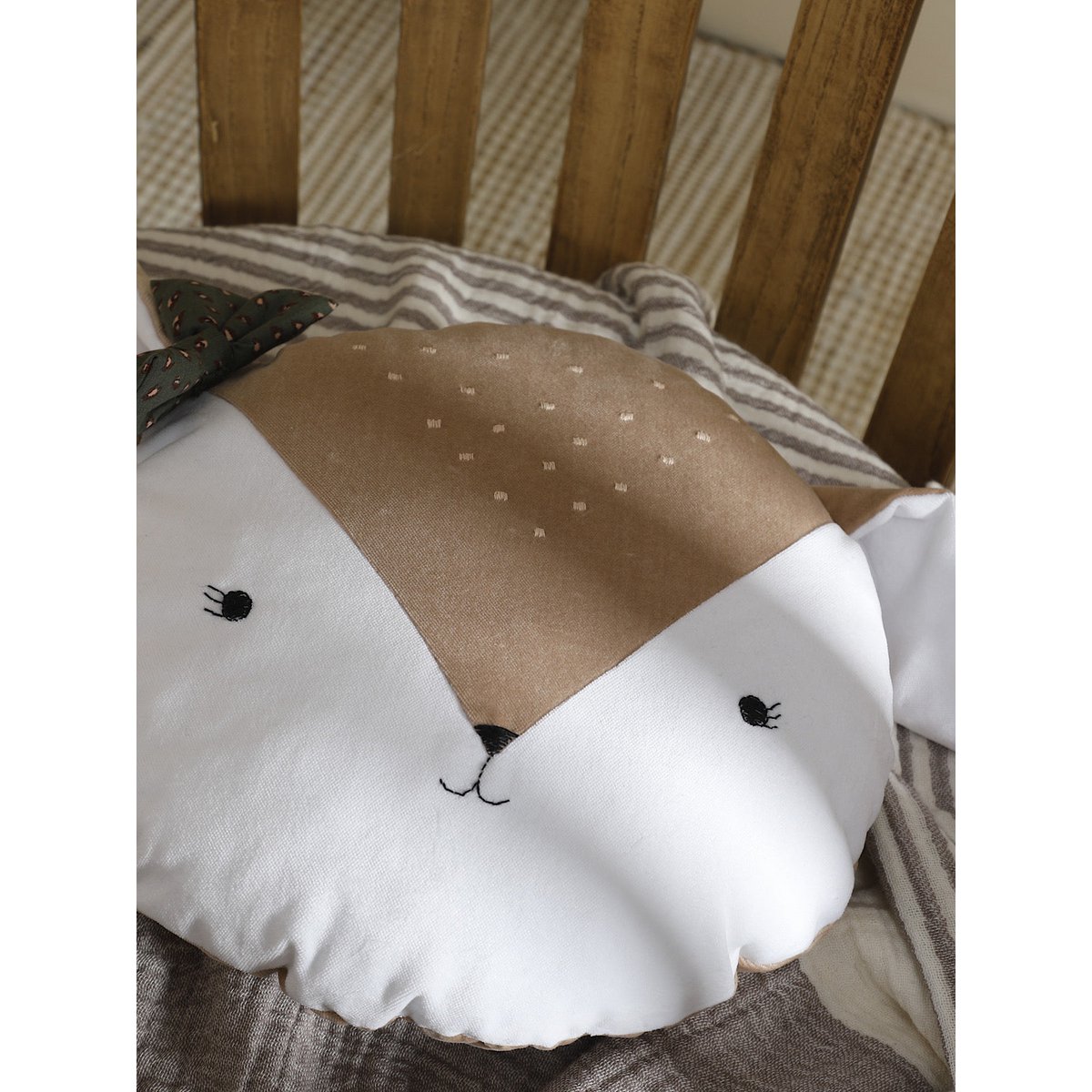 Oreiller Bambi Fille – Velours & Broderies Poétiques