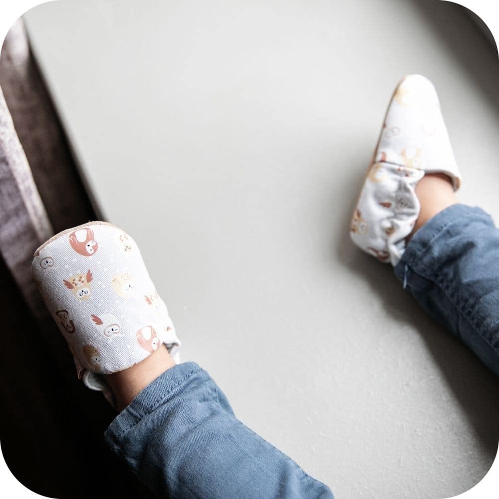 Chaussons bébé en coton – Moyen Duc