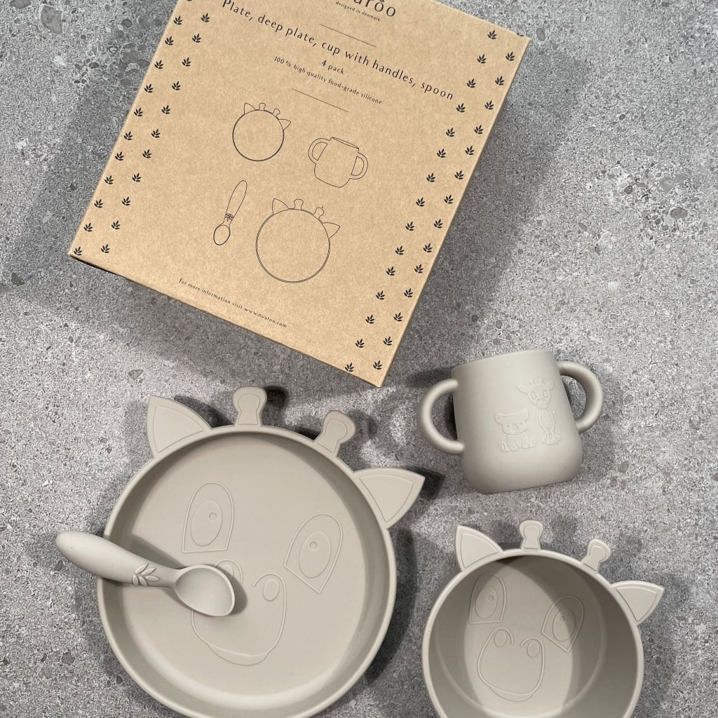 Service de table en silicone – Lykke Girafe Pavé