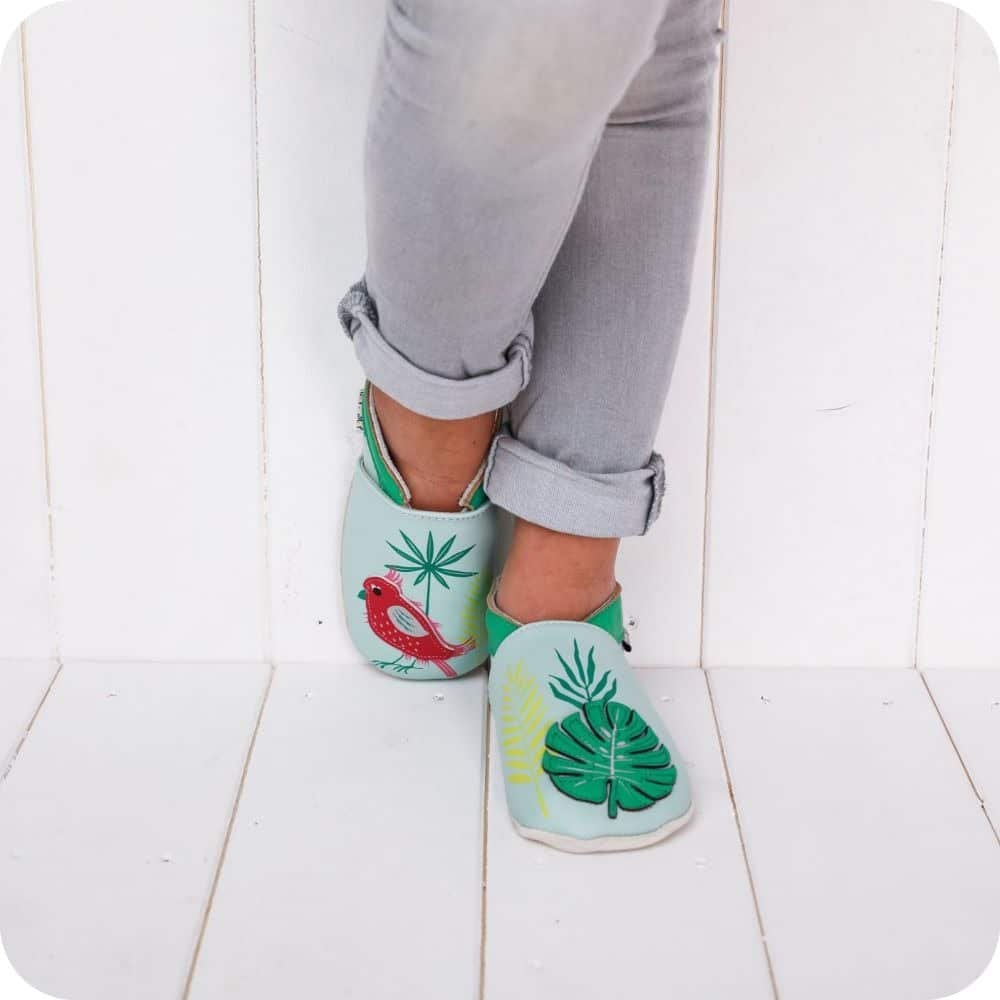 Chaussons bébé en cuir souple – Cardinal Tropical