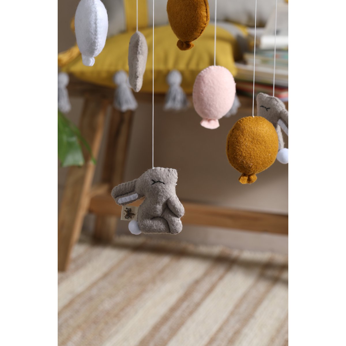 Mobile Lapin – Une ronde de douceur et de poésie