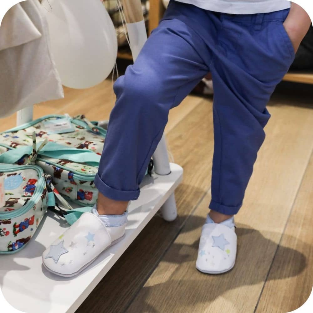 Chaussons bébé cuir souple Ciel polaire