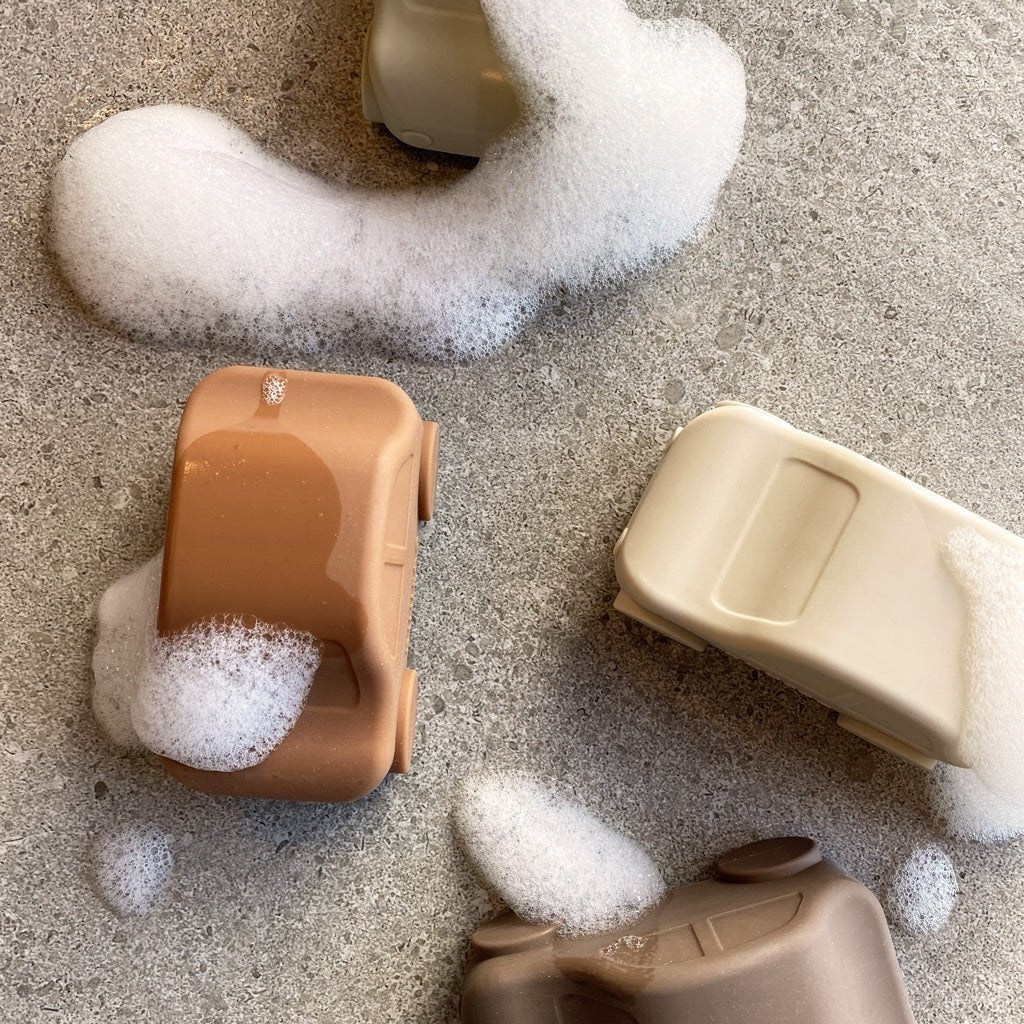 Lot de 2 voitures de jeu en silicone – Gry Caramel Café