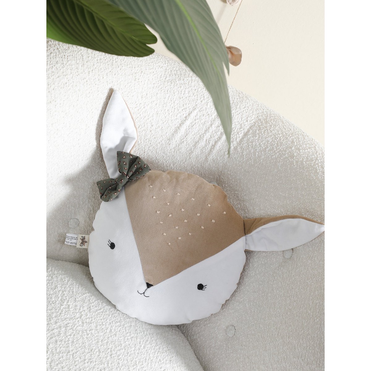 Oreiller Bambi Fille – Velours & Broderies Poétiques